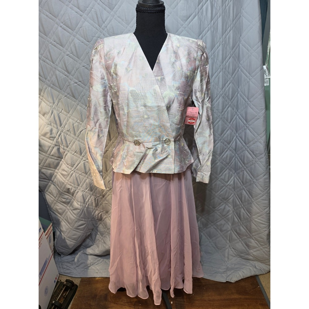 Ursula of Switzerland Jacquard Peplum Jacket & Chiffon Skirt‎ Set 8PREAD